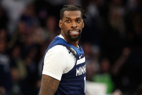 明尼苏达森林狼发布备战花絮；清晨再遭质疑；NBA总决赛任务艰巨；心理建设被强调的简单介绍-九游娱乐